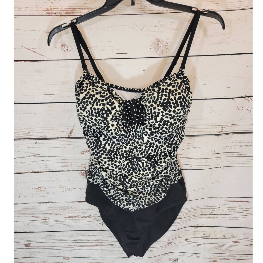 24th & Ocean  Swimsuit Black White Bandeau Ruched One Piece Women's Size XL‎